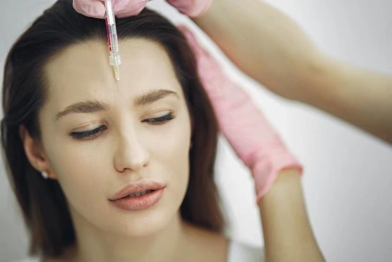 Enjekte edilebilir Çapraz Bağlı Hyaluronik Asit Dermal Doldurucu Sodyum Hyaluronate Gel